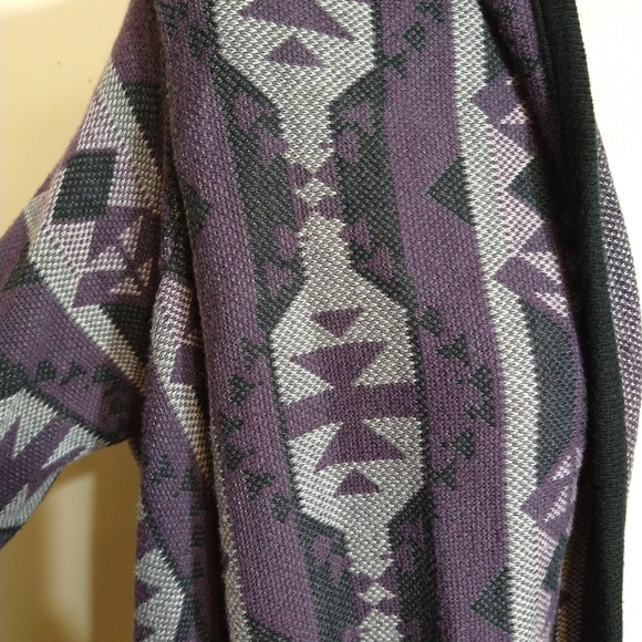 Divided H&M Aztec/Tribal Print Purple and Gray Sweater/Shrug - Picture 3 of 7